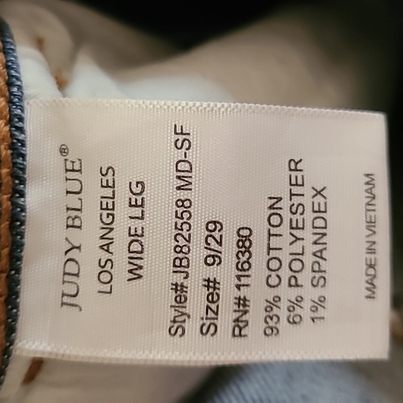 Judy Blue Mid Rise Trouser Wide Leg Jeans Medium Wash Blue - Picture 9 of 17